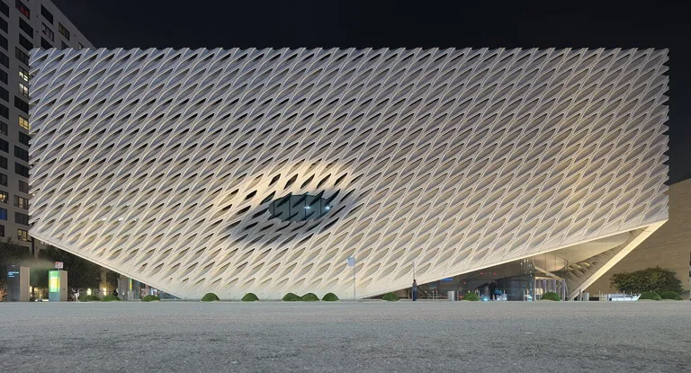 Nighttime view of the Broad in LA, front dllu.jpg